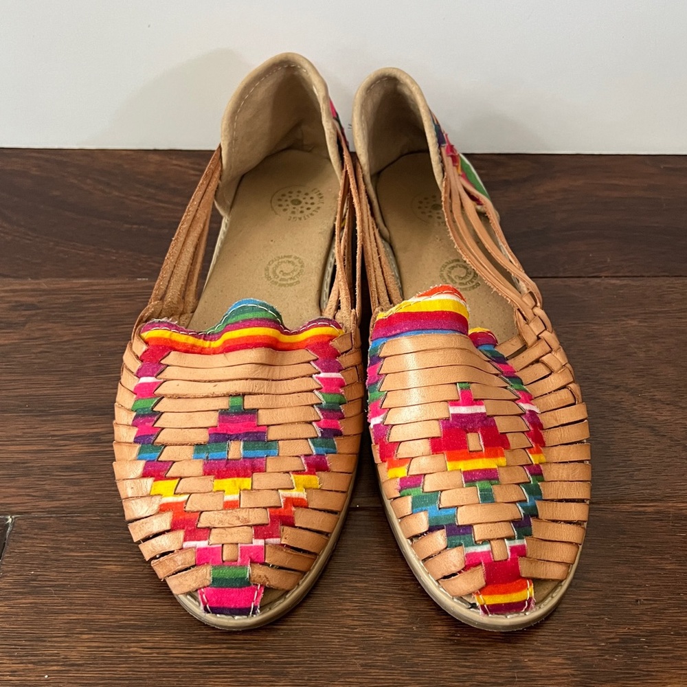 Huarache Leather Women Sandals, Colorful Vibrant Size 8